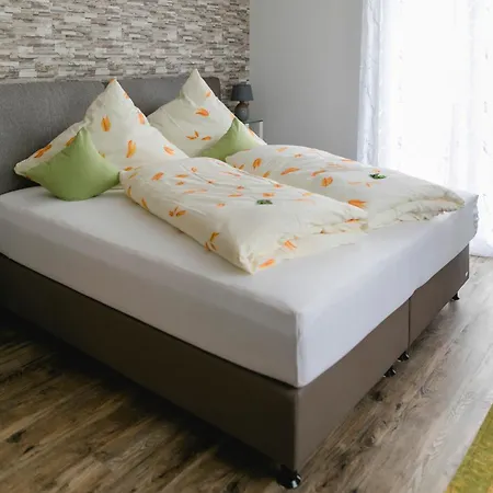 Waldhorn בית הארחה 3*